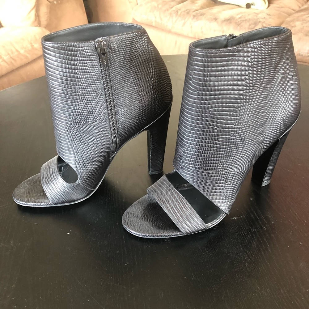 Vince Black open toe booties worn once! Size 8.5